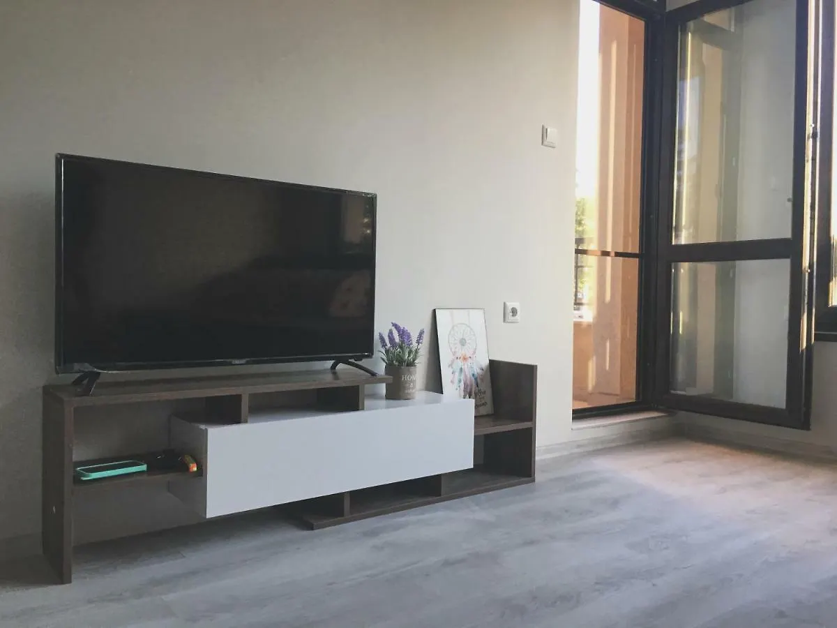 Azzurro Apartment - Ideal For Your Seaside Escape In Burgas